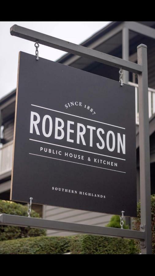 Robertson Public House And Kitchen酒店 外观 照片